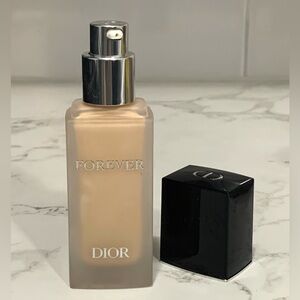 New Dior Forever 1.5W Matte Foundation